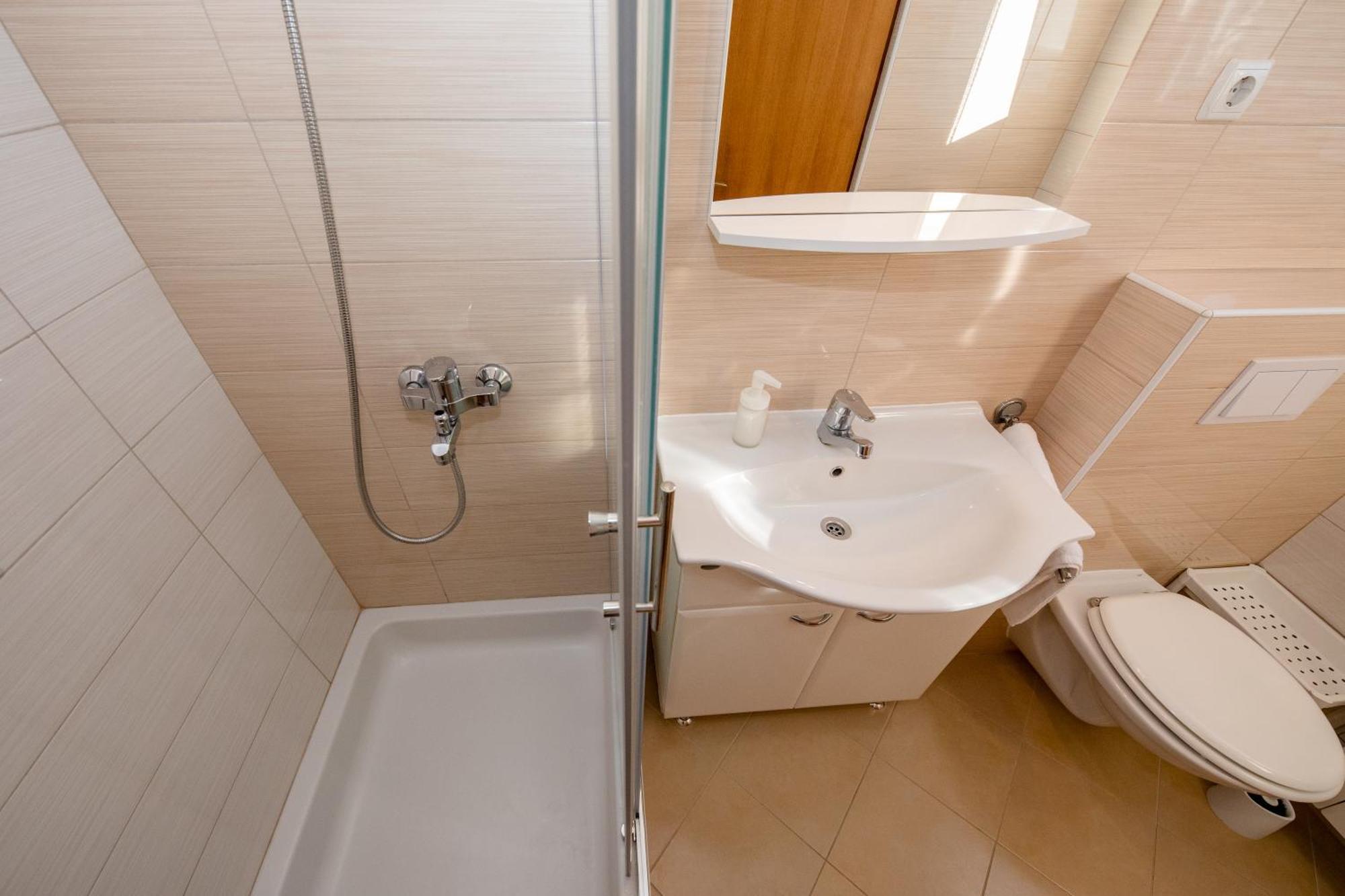 Tomulic Jasna I Miljenko Apartment Supetarska Draga Luaran gambar
