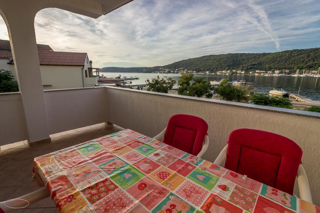 Tomulic Jasna I Miljenko Apartment Supetarska Draga Luaran gambar